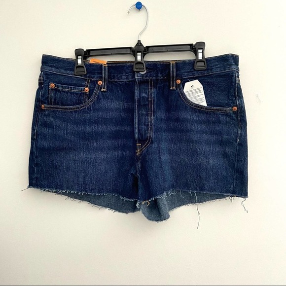 LEVI’S  Original Fit 501 Button Fly Dark Rinsed Cut Off Denim Short Size 32 - Picture 4 of 11